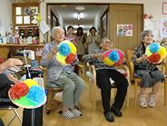 敬老会でお得意の山笠音頭を披露して頂きました